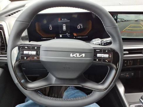 New 2026 Kia Sorento LX FWD image 23