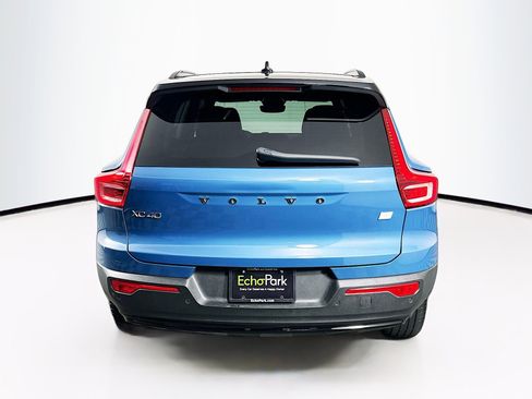 Used 2023 Volvo XC40 Recharge Ultimate image 7
