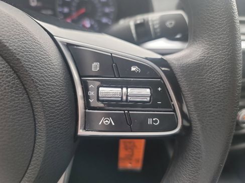 Certified 2024 Kia Forte LXS w/ LXS Technology Package FWD image 17