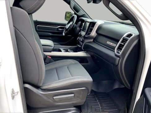 Used 2019 RAM 1500 Big Horn AWD/4WD image 9
