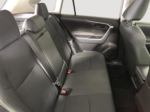 Used 2024 Toyota RAV4 LE image 17