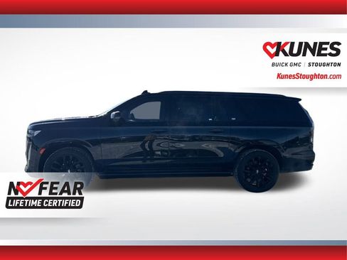 Used 2024 Cadillac Escalade ESV Sport Platinum w/ LPO, ONYX Package image 76