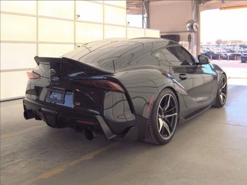 Used 2022 Toyota Supra Premium image 2