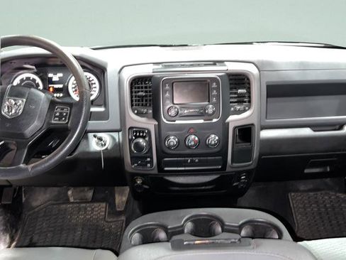 Used 2019 RAM 1500 Express w/ Express Value Package image 26