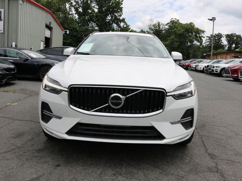 Used 2022 Volvo XC60 B5 Momentum AWD/4WD image 5