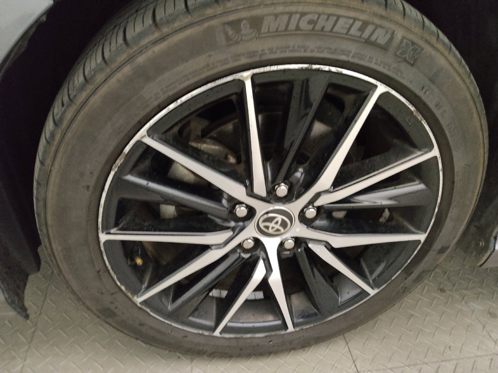 Used 2022 Toyota Camry SE FWD image 31