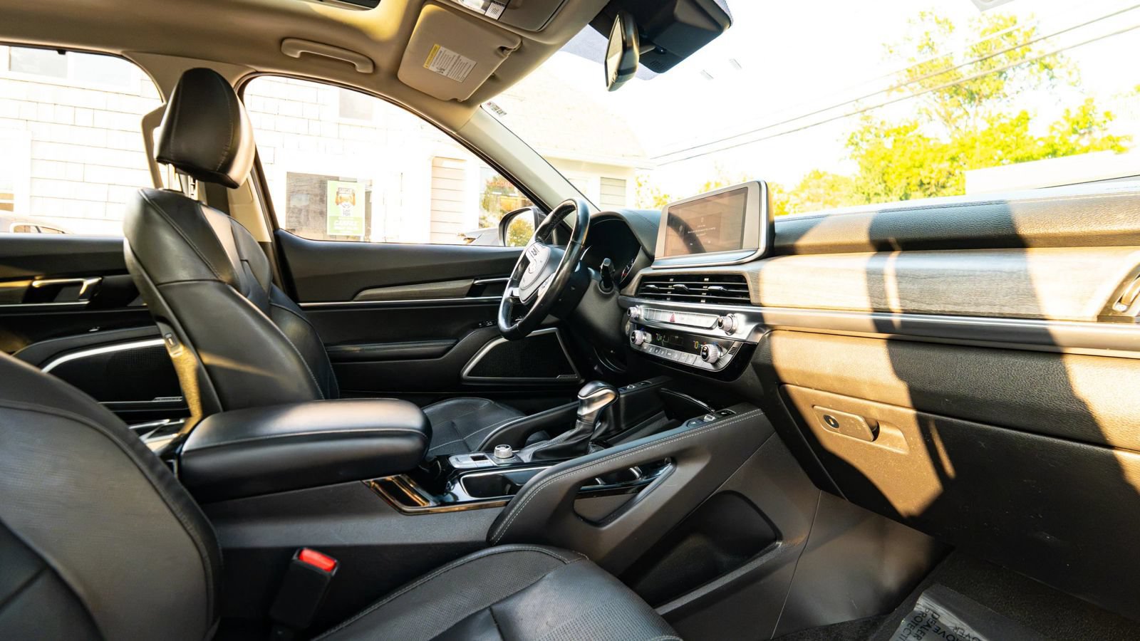 Used 2021 Kia Telluride EX w/ EX Premium Package AWD/4WD image 12