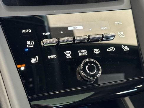 New 2025 Porsche Macan Turbo Electric image 95