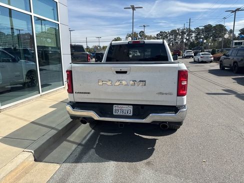 Used 2025 RAM 1500 Laramie image 12