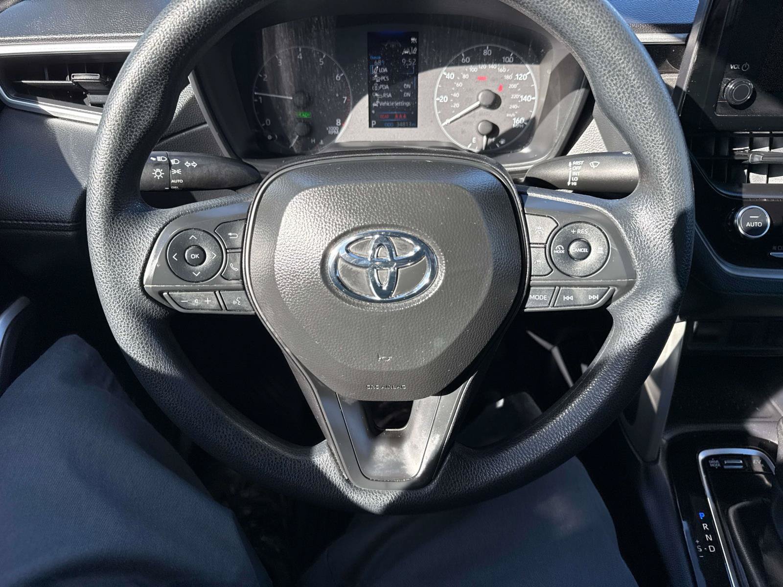 Used 2025 Toyota Corolla Cross AWD Hybrid image 26