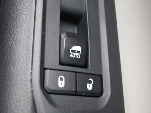 Used 2025 Jeep Compass Limited AWD/4WD image 24