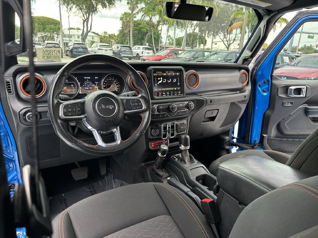Used 2023 Jeep Gladiator Mojave AWD/4WD image 35