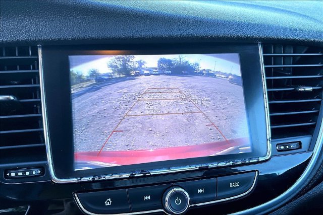 Used 2021 Buick Encore Preferred w/ Safety Package FWD image 14