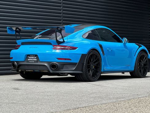 Certified 2018 Porsche 911 GT2 RS RWD image 8