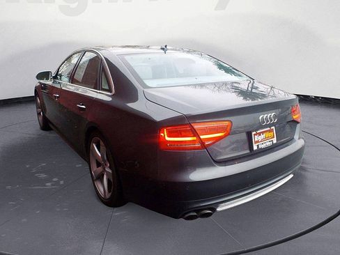 Used 2014 Audi S8 w/ Driver Assistance Package image 2