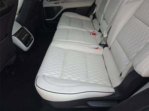 New 2026 Lincoln Nautilus Black Label AWD/4WD image 12