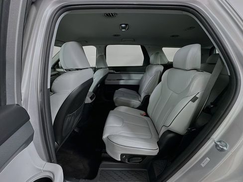 Used 2025 Hyundai Palisade SEL FWD image 25