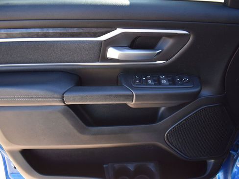 Used 2020 RAM 1500 Big Horn AWD/4WD image 23