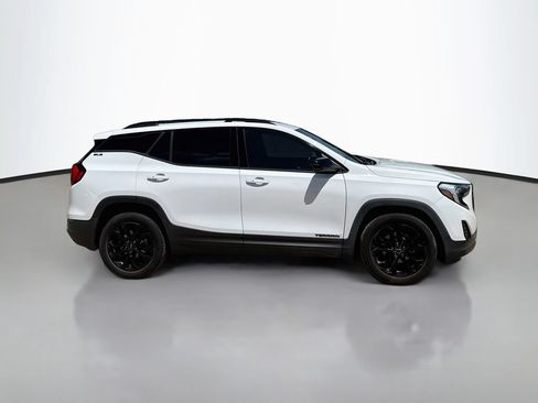 Used 2020 GMC Terrain SLE w/ Elevation Edition FWD image 8