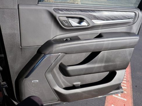 Used 2021 GMC Yukon Denali AWD/4WD image 13