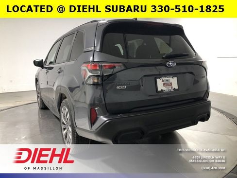 Used 2025 Subaru Forester Touring image 5