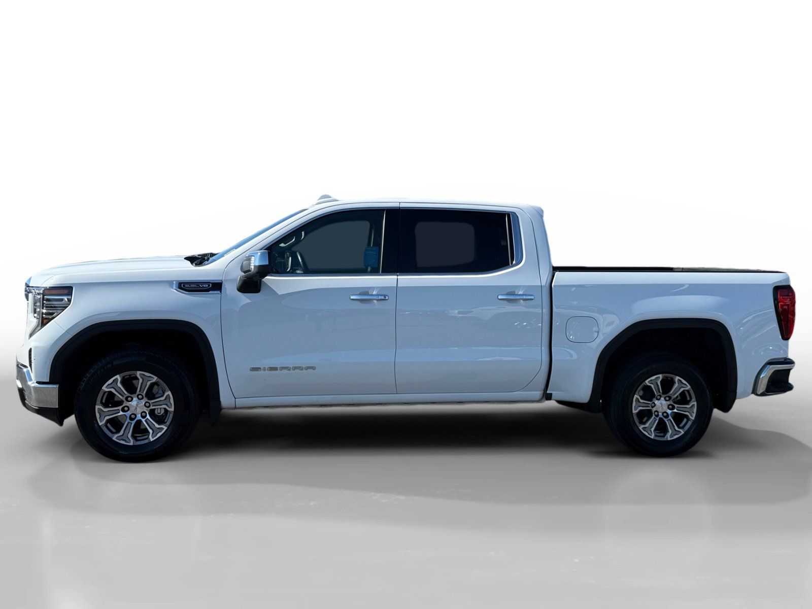 Used 2025 GMC Sierra 1500 SLT RWD image 2