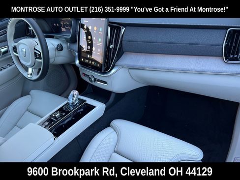 New 2026 Volvo XC90 B6 Ultra image 17