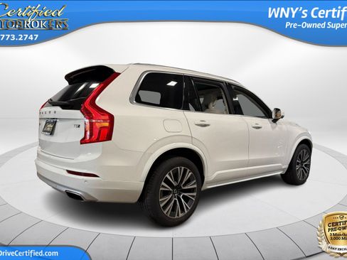 Used 2021 Volvo XC90 T5 Momentum w/ Advanced Package AWD/4WD image 6