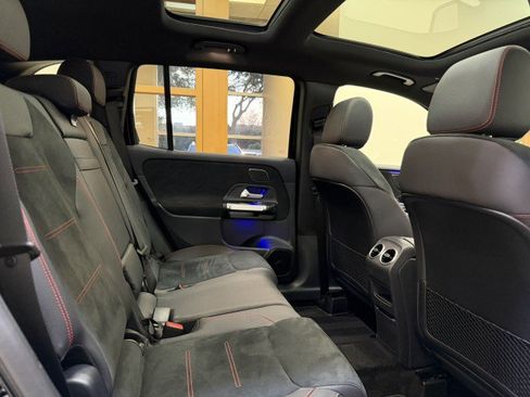 Certified 2024 Mercedes-Benz GLB 250 image 18