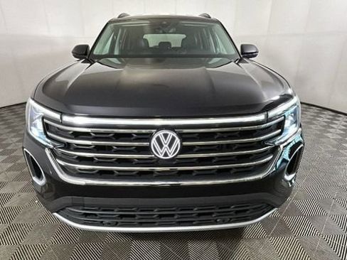 Used 2024 Volkswagen Atlas SE FWD image 8