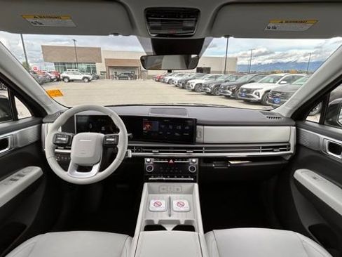New 2026 Hyundai Santa Fe SE image 10