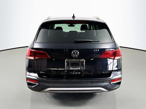 Used 2024 Volkswagen Taos SEL image 6
