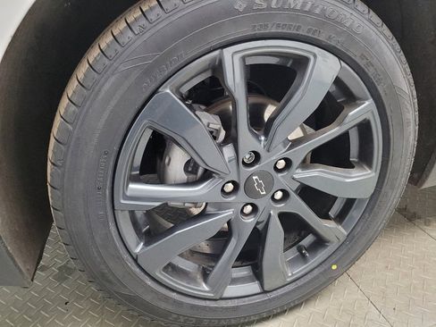 Used 2022 Chevrolet Equinox RS w/ LPO, Floor Liner Package image 31