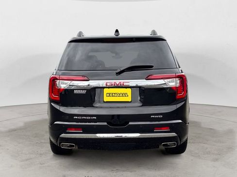 Used 2023 GMC Acadia Denali image 4