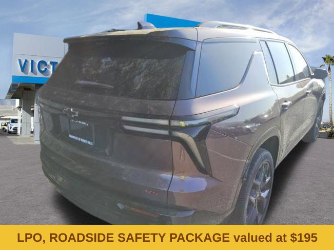 Used 2025 Chevrolet Traverse RS w/ LPO, Roadside Safety Package FWD image 3