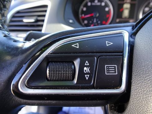 Used 2015 Audi Q3 2.0T Prestige w/ Prestige Package image 29