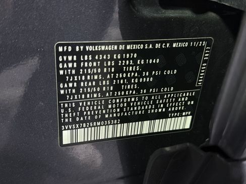Used 2024 Volkswagen Taos SE FWD image 34