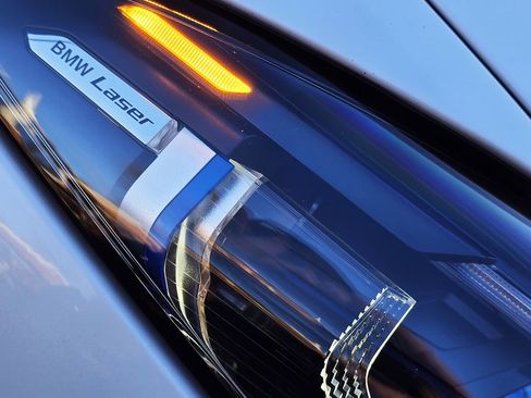 Used 2023 BMW M850i xDrive Convertible image 72