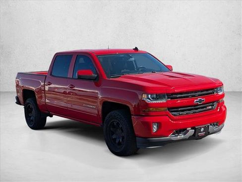 Used 2018 Chevrolet Silverado 1500 LT w/ All Star Edition image 3