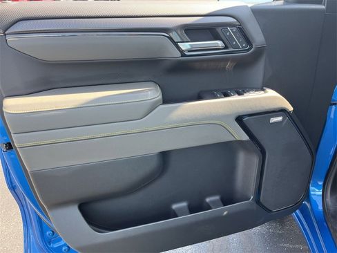 Certified 2023 Chevrolet Silverado 1500 ZR2 w/ Technology Package image 23