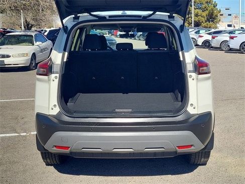 Certified 2023 Nissan Rogue SV image 11