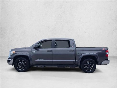 Used 2016 Toyota Tundra SR5 w/ SR5 Upgrade Package RWD image 8
