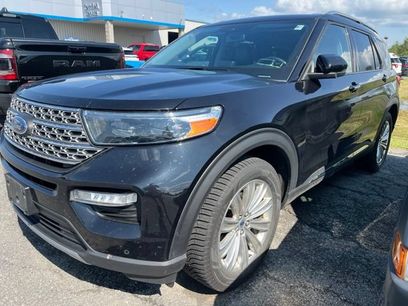 Used 2023 Ford Explorer Limited w/ Limited Technology Package