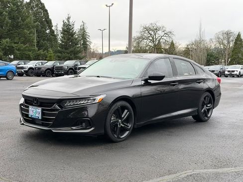 Used 2022 Honda Accord Sport image 8
