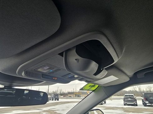 Used 2023 Ford Explorer XLT w/ Equipment Group 202A image 38