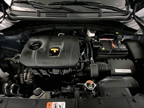 Certified 2025 Kia Soul LX w/ LX Technology Package FWD image 10