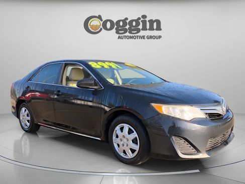 Used 2013 Toyota Camry LE image 7