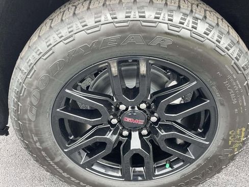 New 2026 GMC Sierra 1500 Elevation w/ Elevation Select Package AWD/4WD image 6