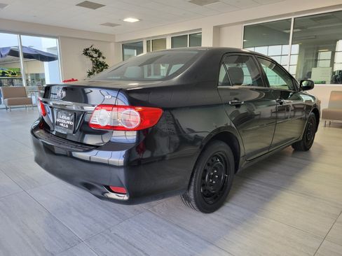 Used 2013 Toyota Corolla LE FWD image 5
