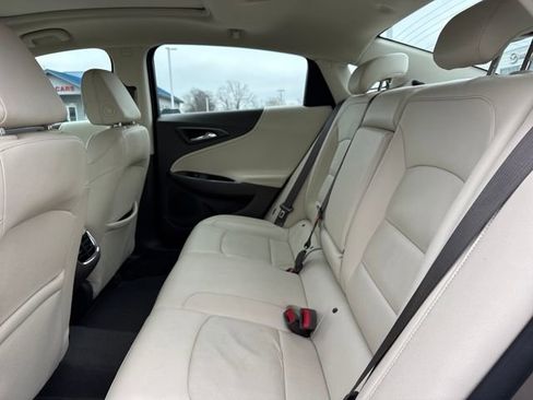 Used 2024 Chevrolet Malibu LT image 9